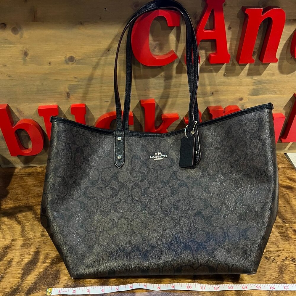 Coach Chocolate Brown Tote Reversible Bag Purse Bin BD